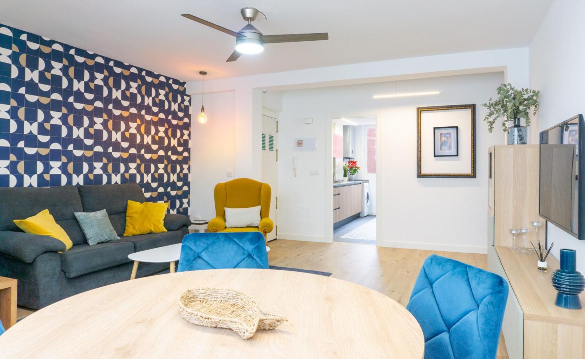Luxury Apartment ตอร์เรโมลิโนส ภายนอก รูปภาพ