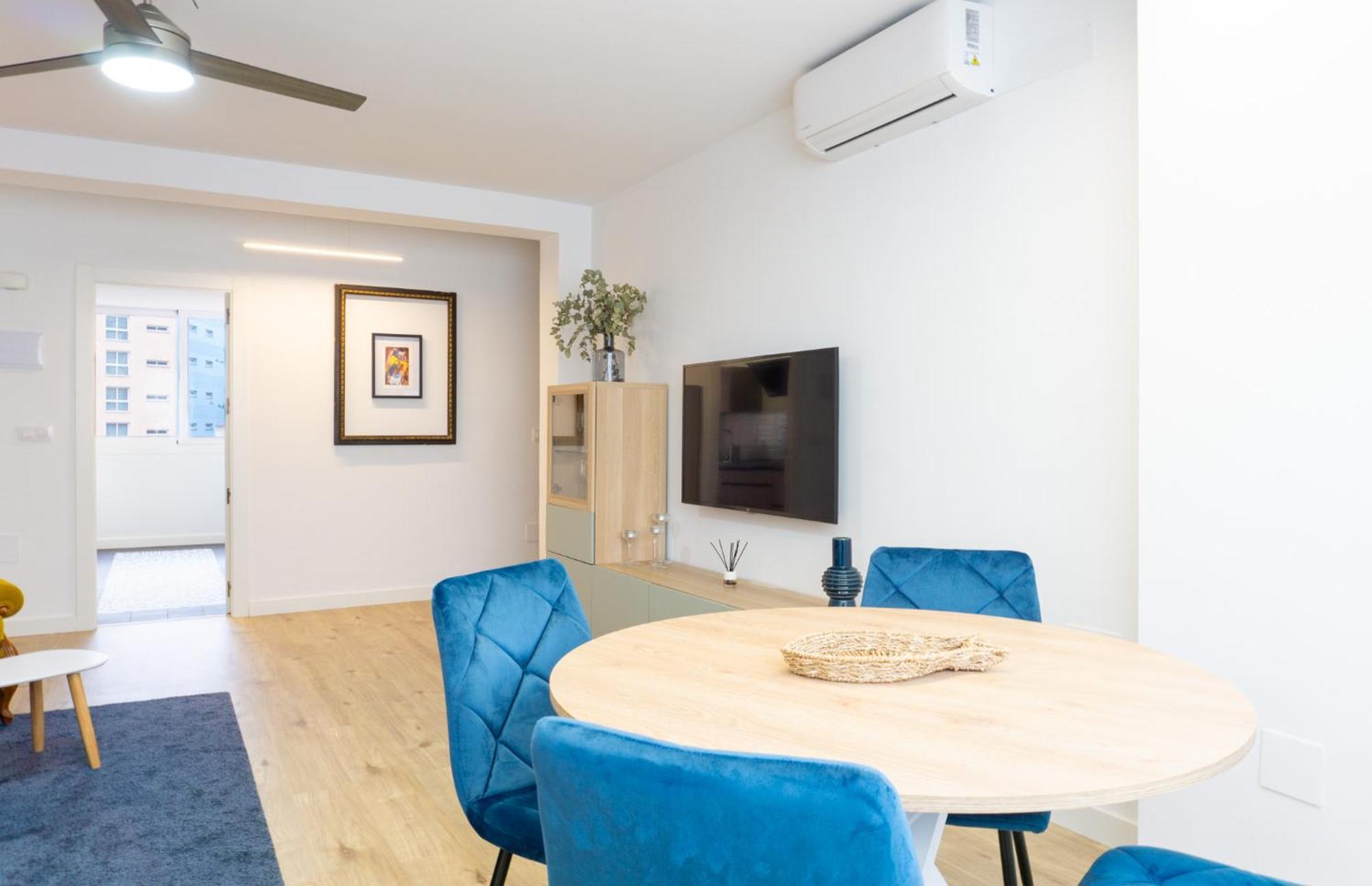Luxury Apartment ตอร์เรโมลิโนส ภายนอก รูปภาพ
