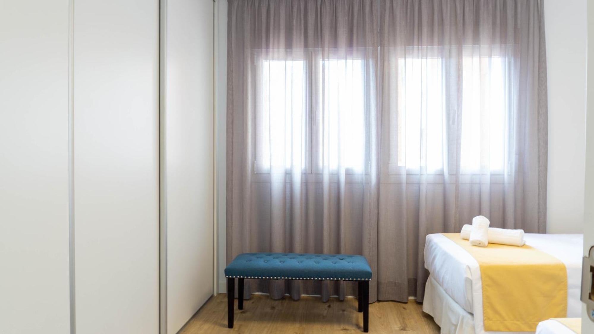 Luxury Apartment ตอร์เรโมลิโนส ภายนอก รูปภาพ