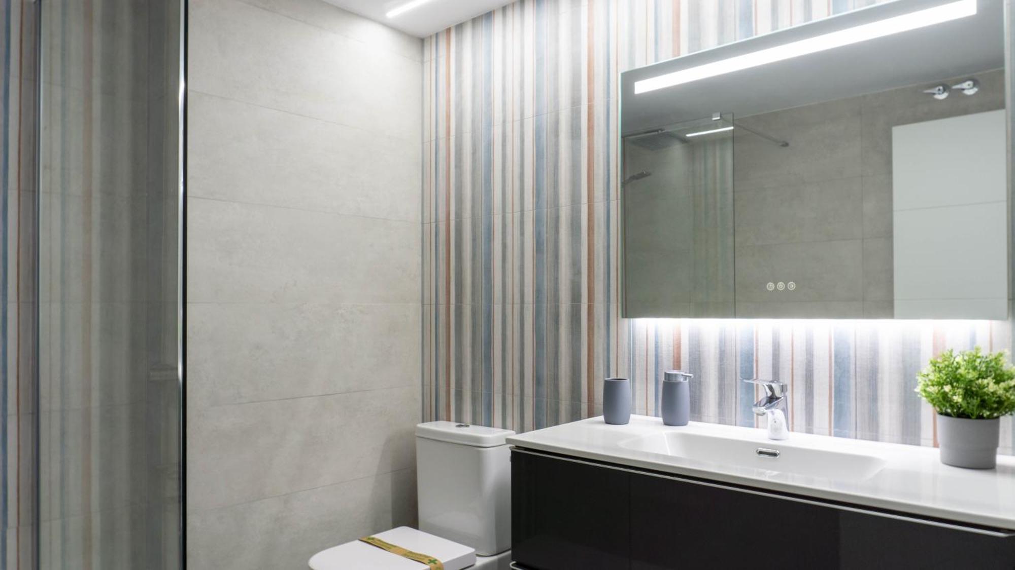 Luxury Apartment ตอร์เรโมลิโนส ภายนอก รูปภาพ