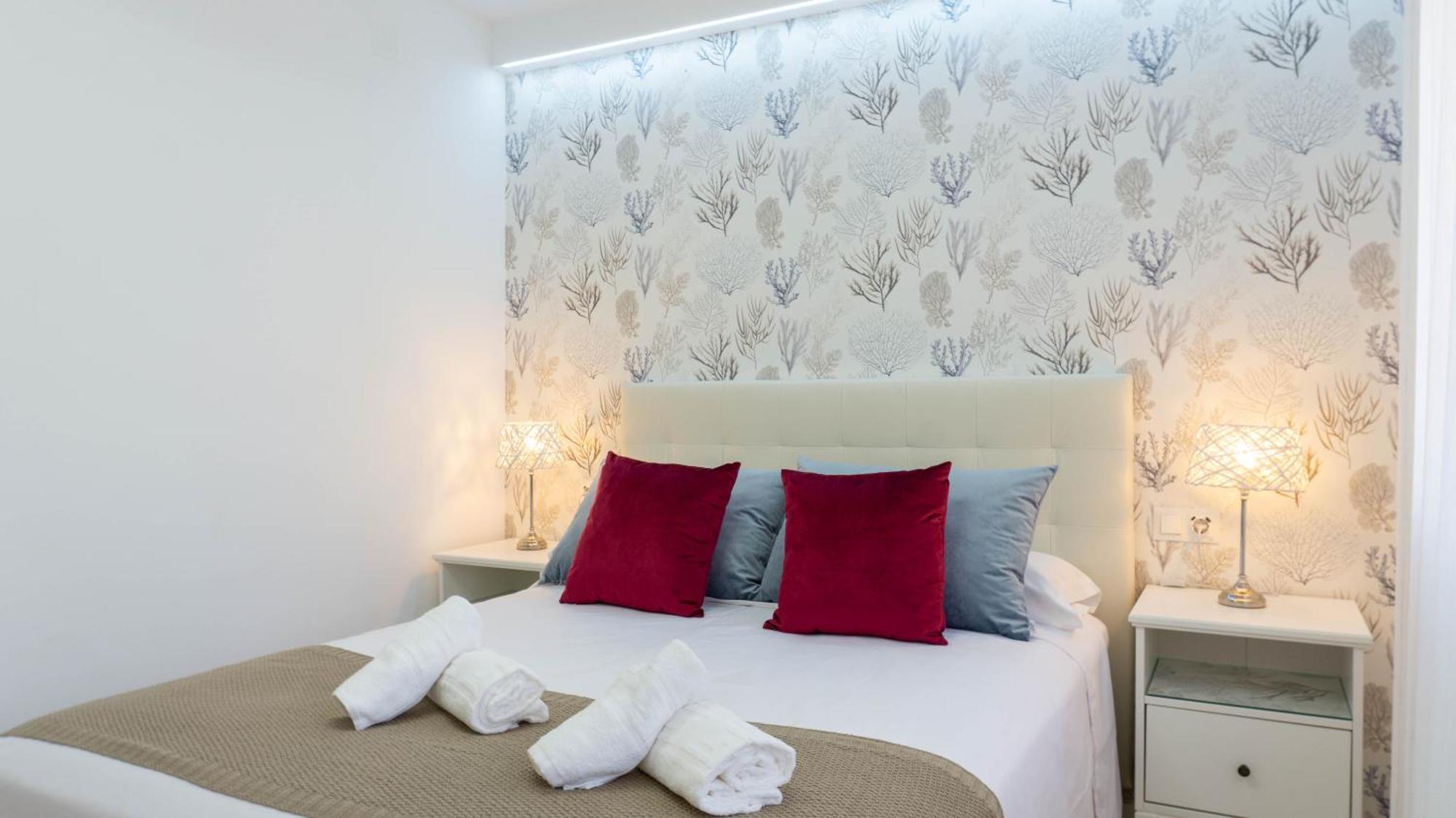 Luxury Apartment ตอร์เรโมลิโนส ภายนอก รูปภาพ