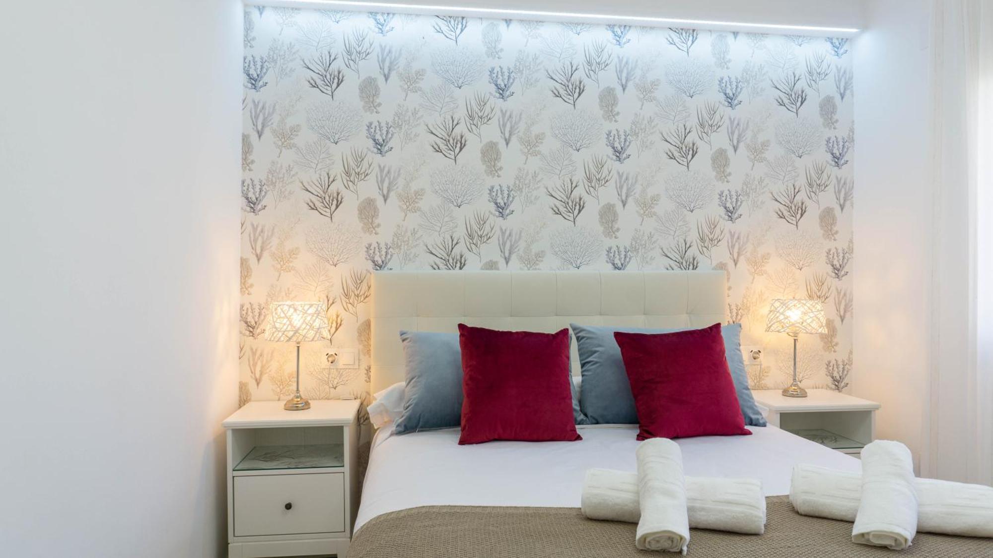 Luxury Apartment ตอร์เรโมลิโนส ภายนอก รูปภาพ